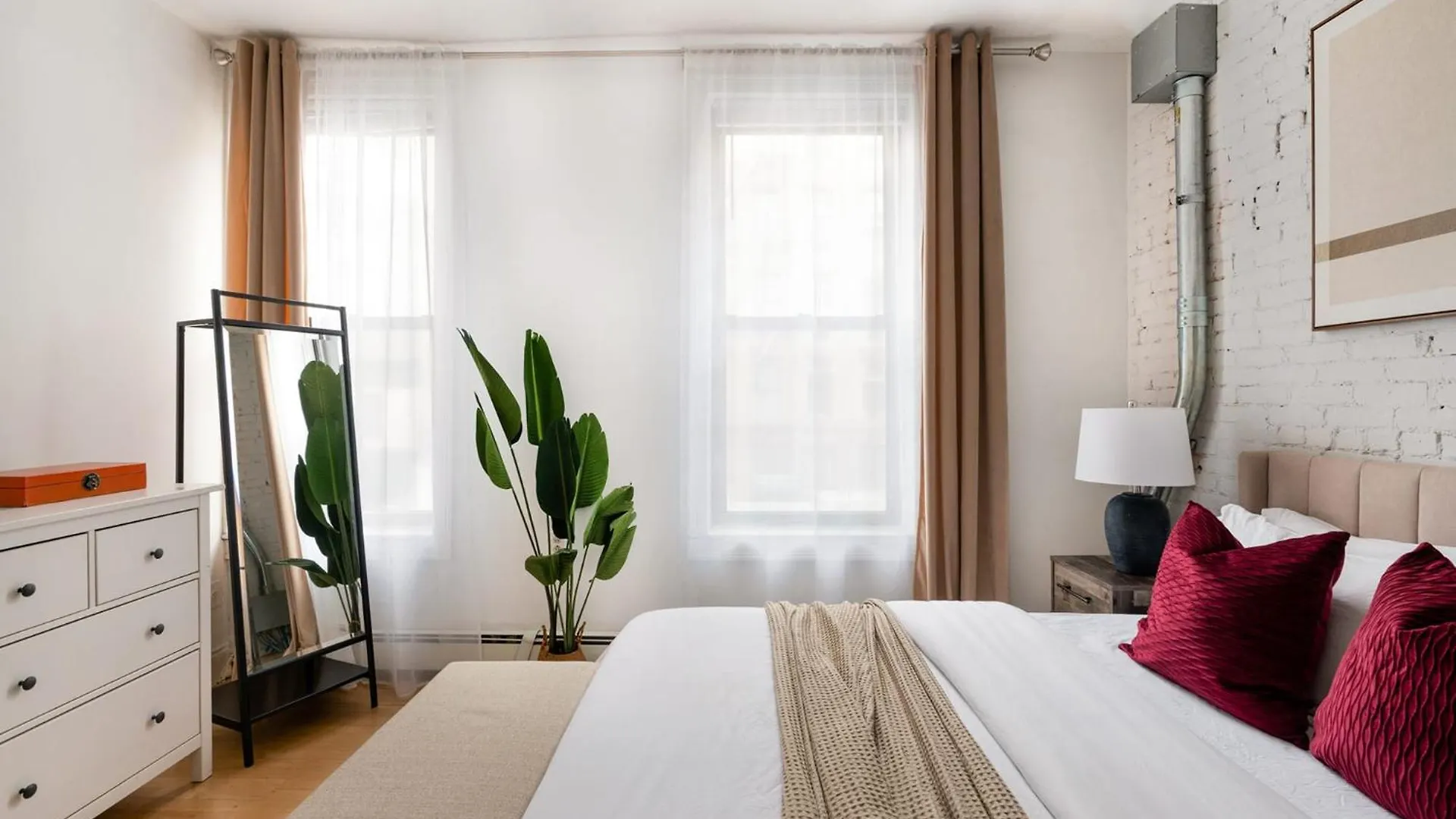 139-2W Prime West Village Furnished 2Br Best Value New York Apartment